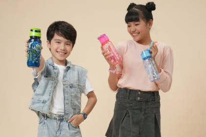 binh-nuoc-dino-mech-rex-cho-be-thiet-ke-an-toan